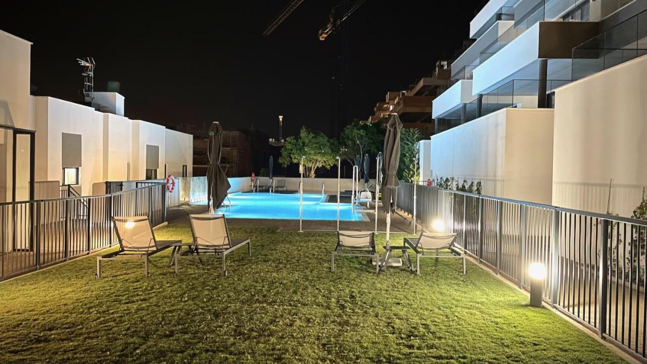 Estepona Place - Spacious Family City Apartment Εξωτερικό φωτογραφία