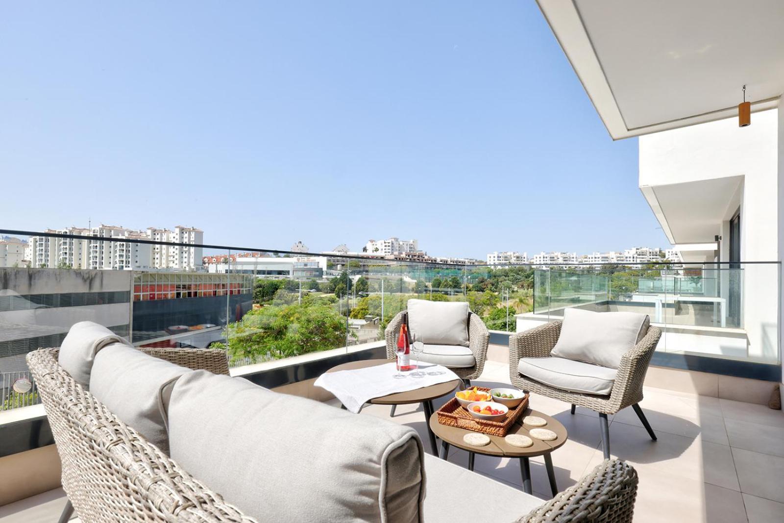 Estepona Place - Spacious Family City Apartment Εξωτερικό φωτογραφία